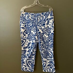 Blue and White Paisley Print cropped pants.